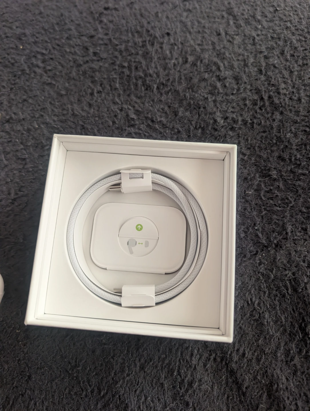 Apple AirPods Pro (2nd generation) - photo 4
