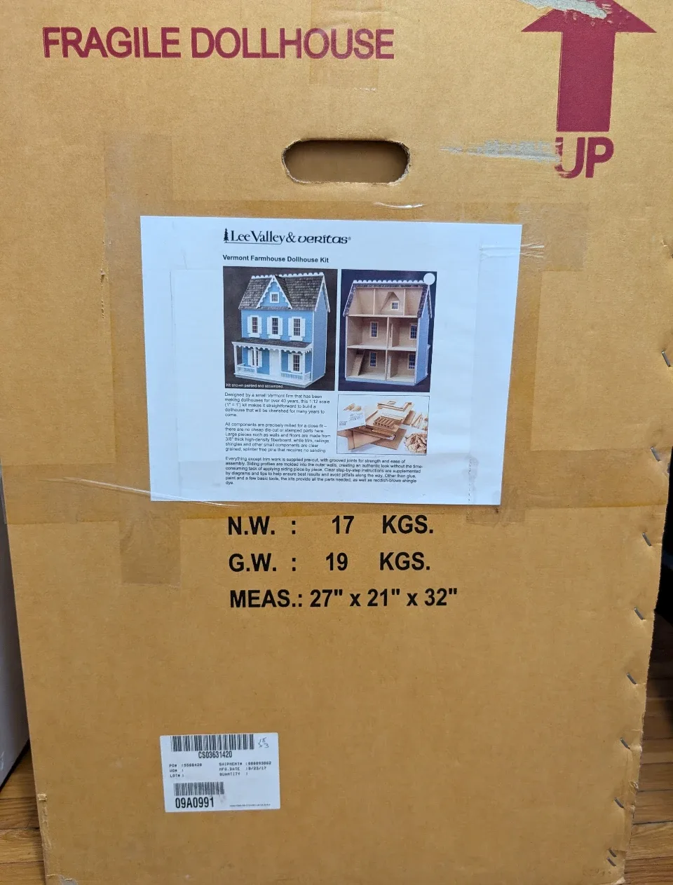 New in Box Dollhouse Assembled Unfinished 1" scale 🥕 image indicator(9)