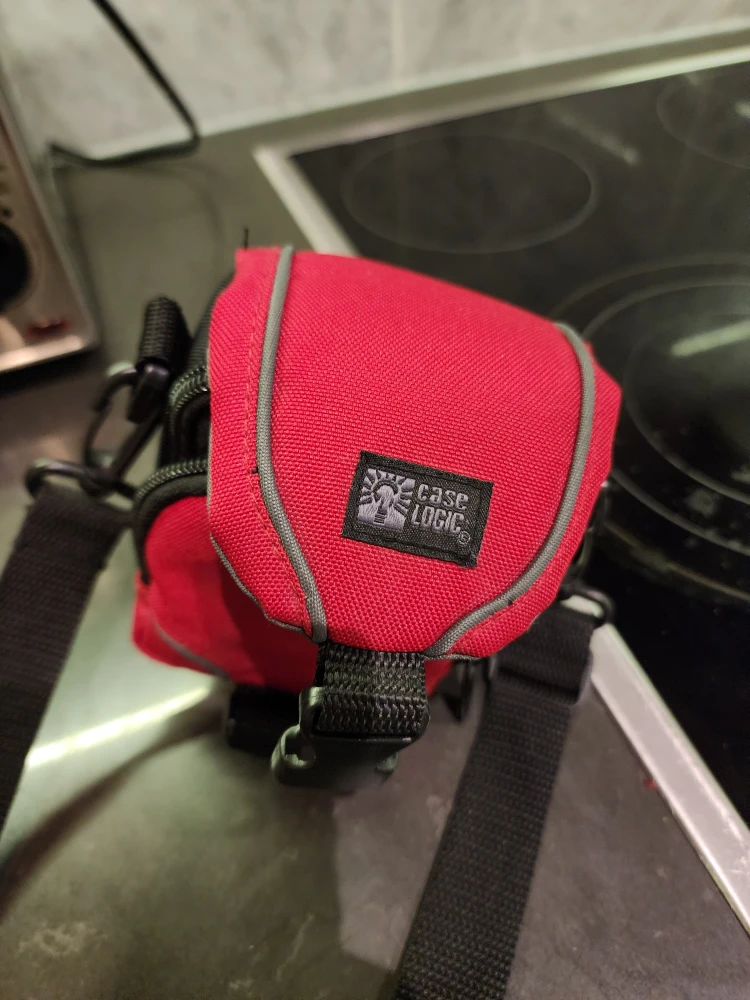 Case Logic Camera Bag - Red
