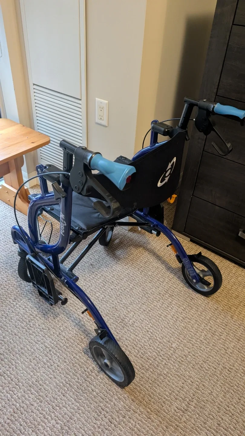 Fusion 2-in-1 Blue Rollator Walker image indicator(2)