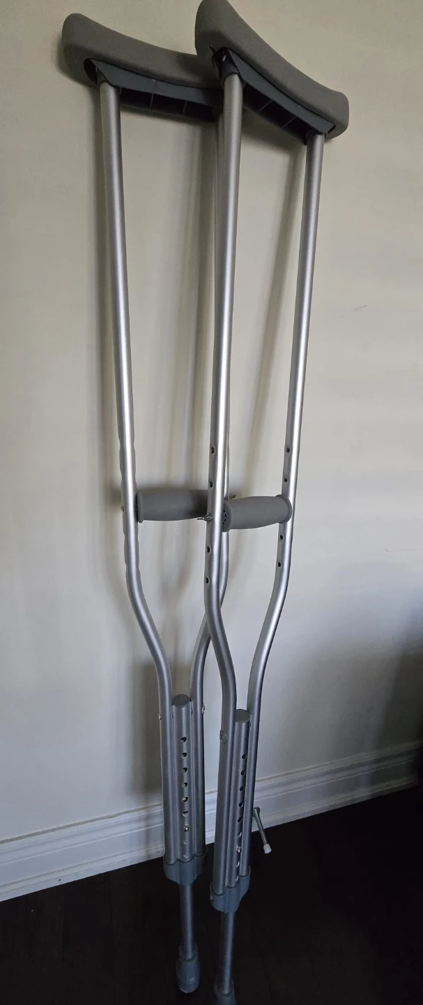 Adjustable Aluminum Crutches - photo 2