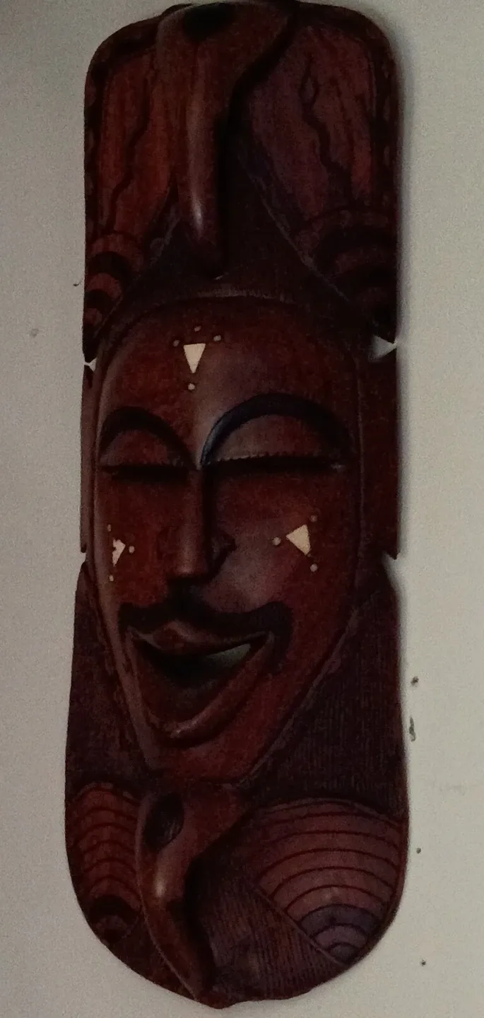 Gorgeous large Wooden African Mask image indicator(2)
