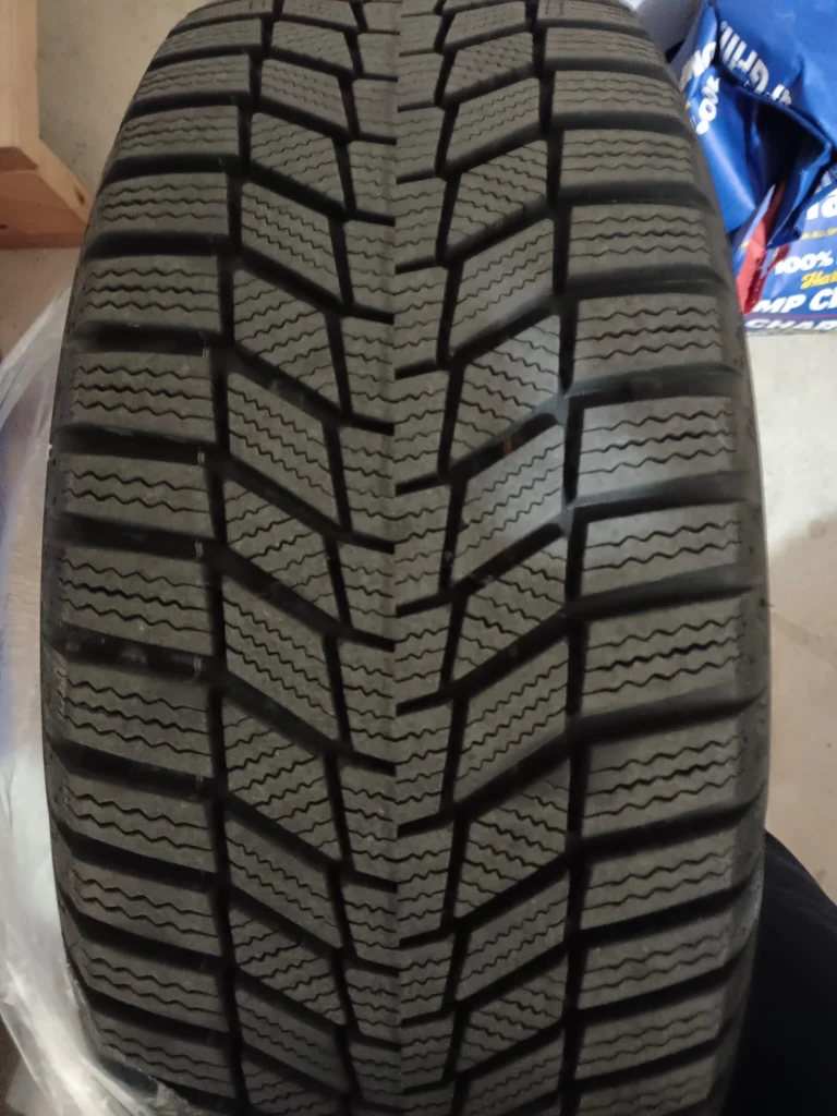 Continental WinterContact SI Plus 205/60R16 Tire - photo 2