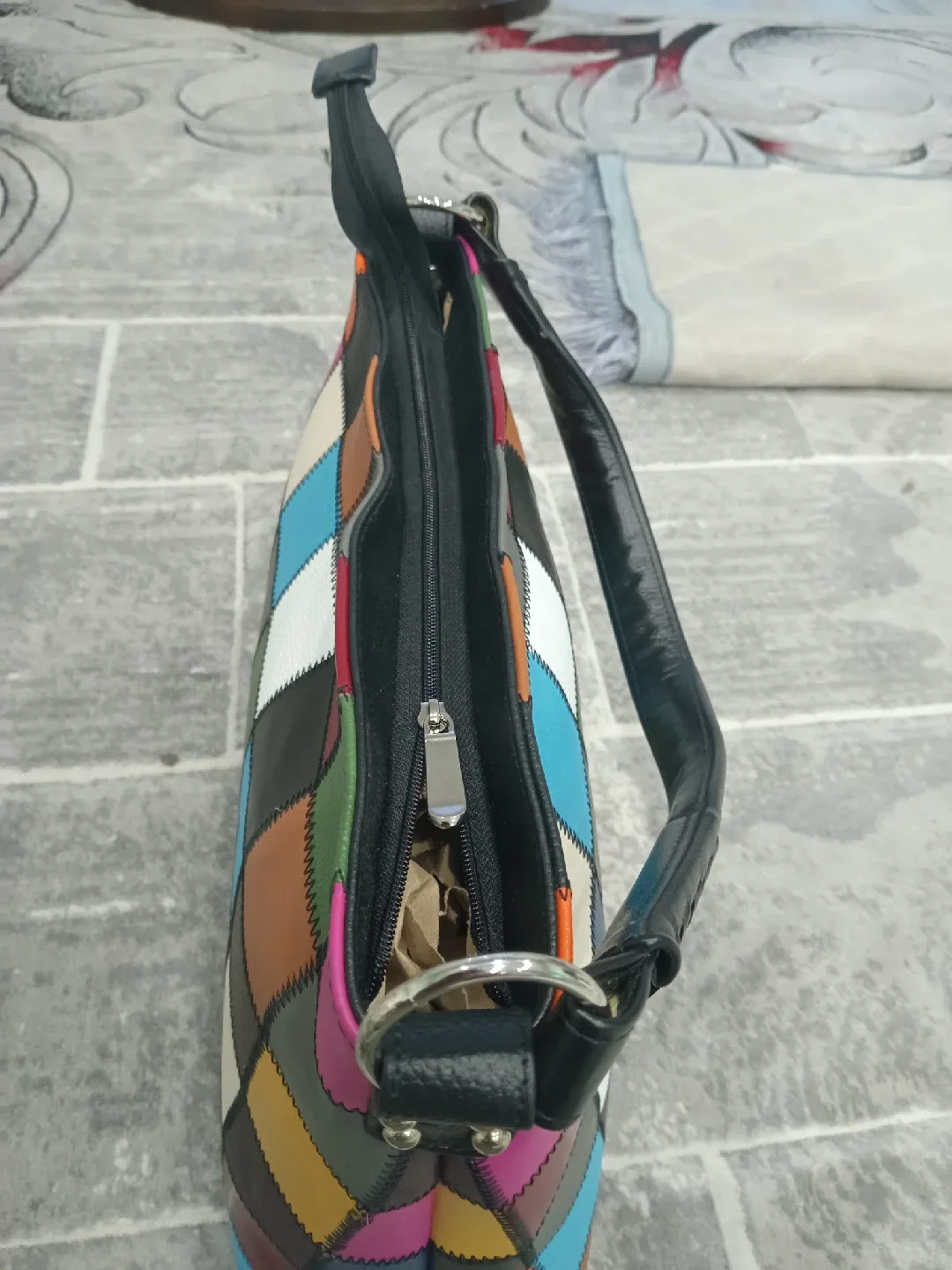 DOTFITS Nuzzer Patchwork Handbag image indicator(2)