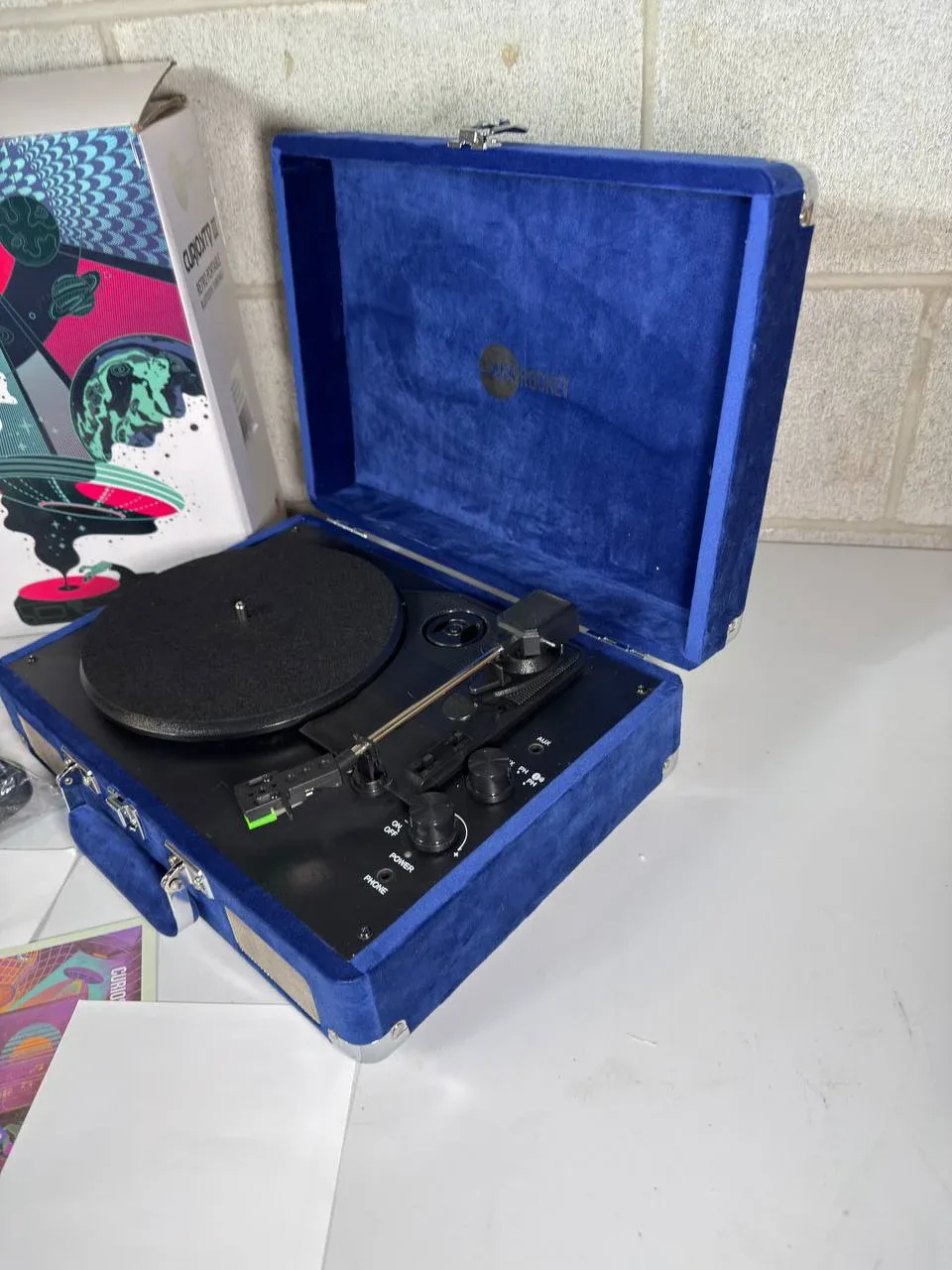 Arkrocket Curiosity Bluetooth Turntable 3-Speed Record Player image indicator(3)