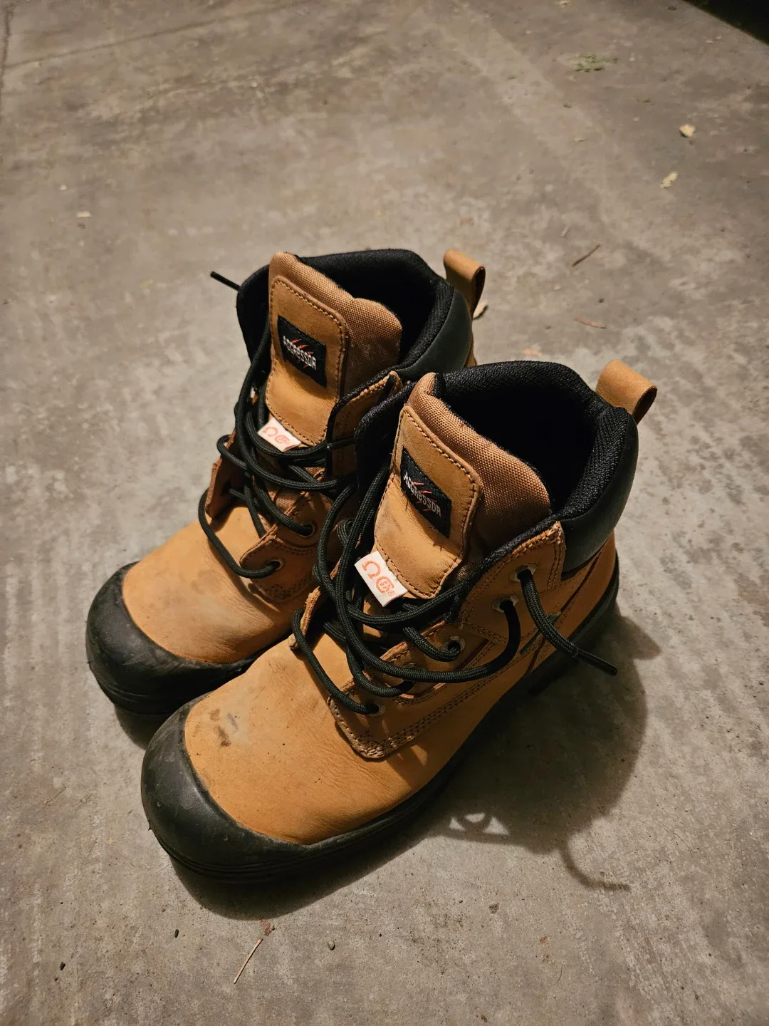 Aggressor Work Boots, Size 8 men image indicator(3)