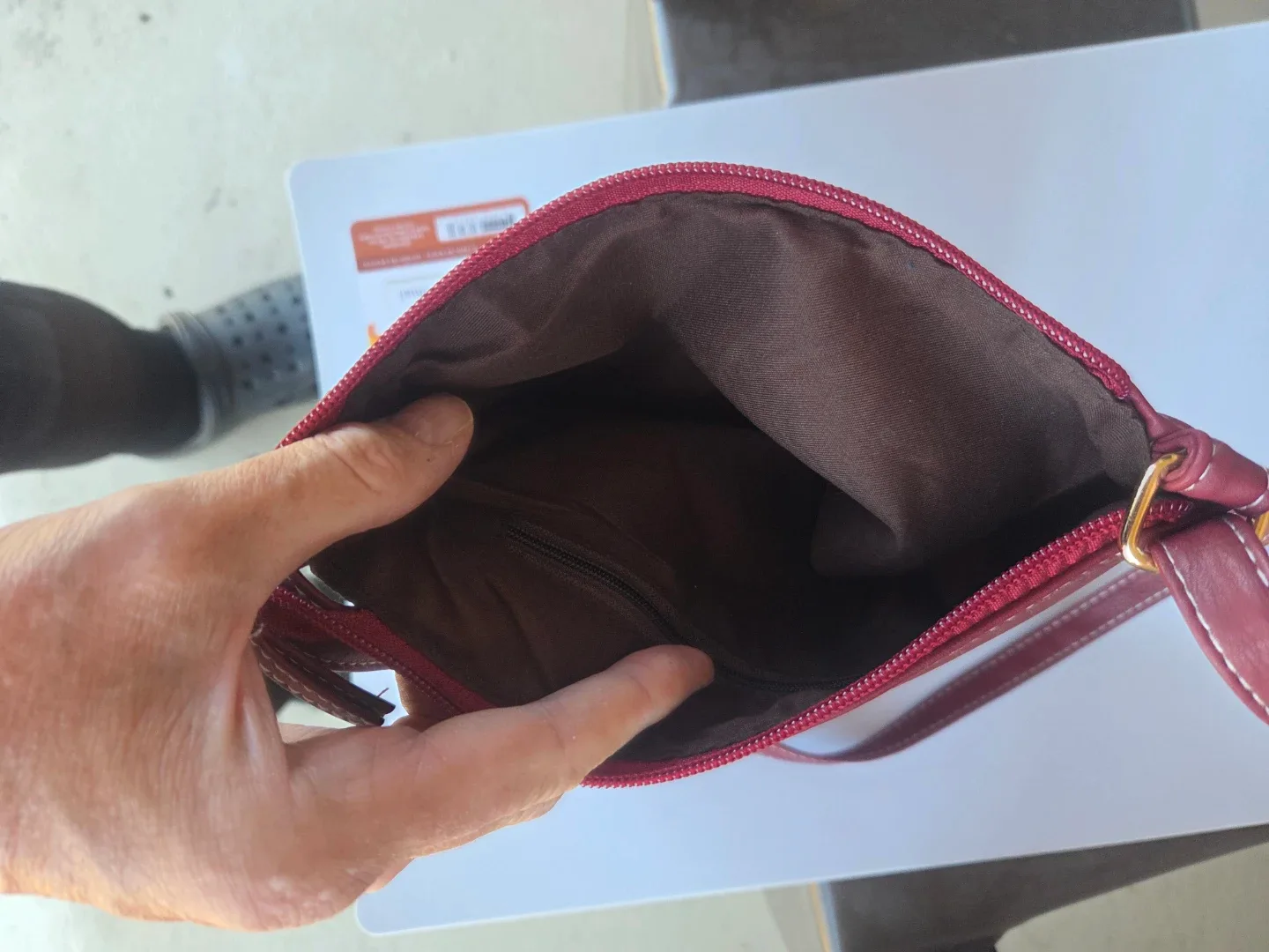 Burgundy Crossbody Bag image indicator(2)