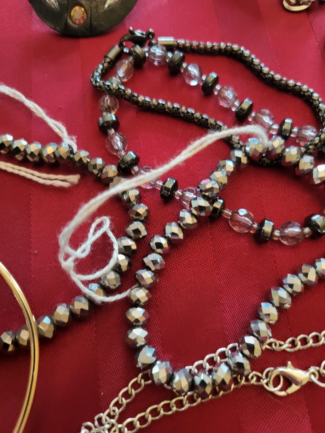 Assorted Costume Jewellery Lot image indicator(4)