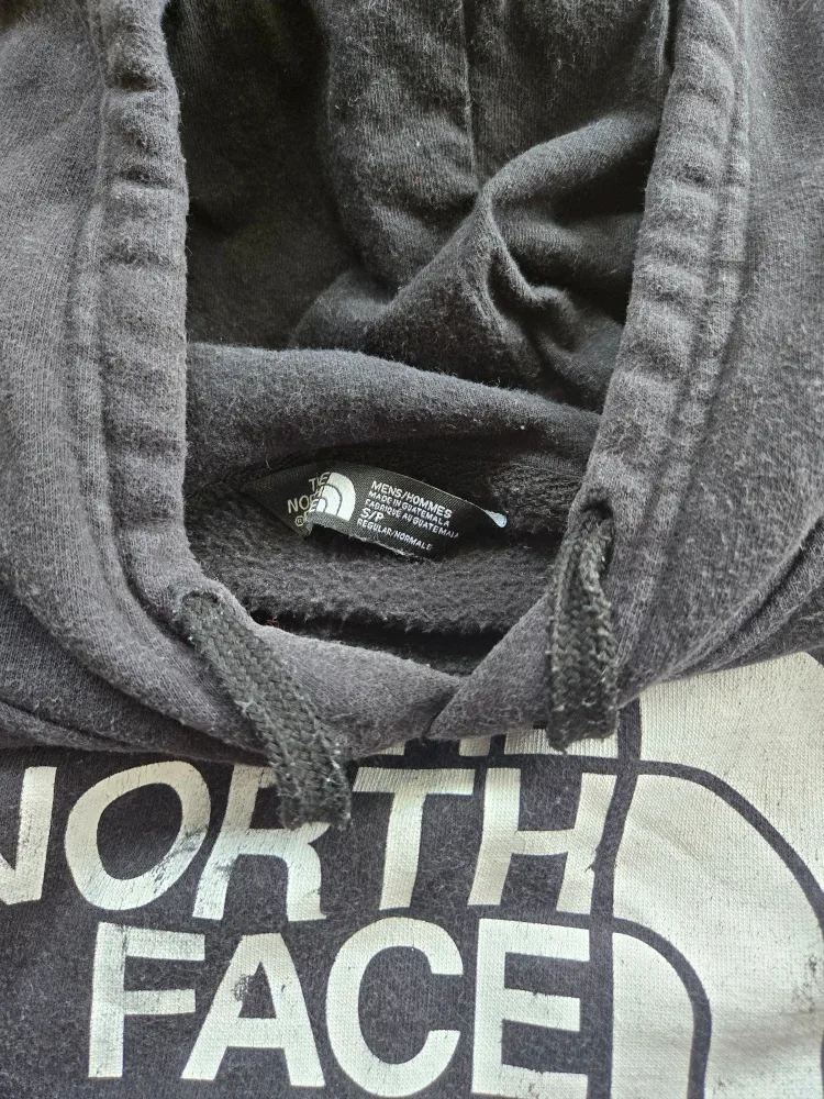 The North Face mens sweater - size small image indicator(3)