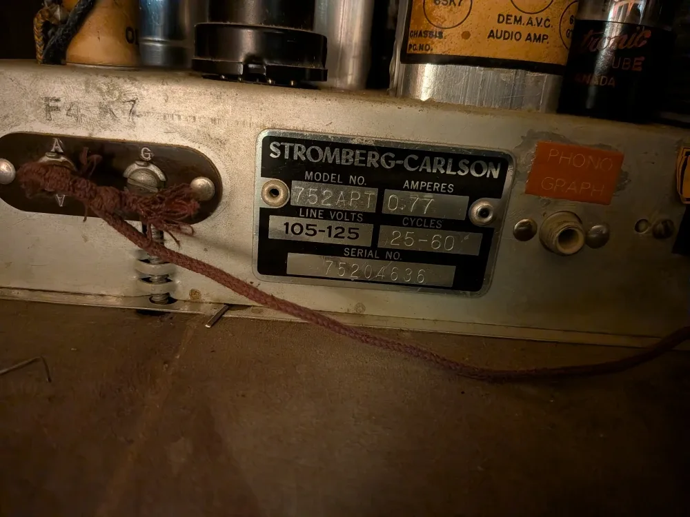 Antique Stromberg Carlson Phonograph/Radio image indicator(7)