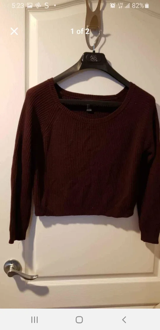 Forever 21 Burgundy Cropped Sweater - Size L