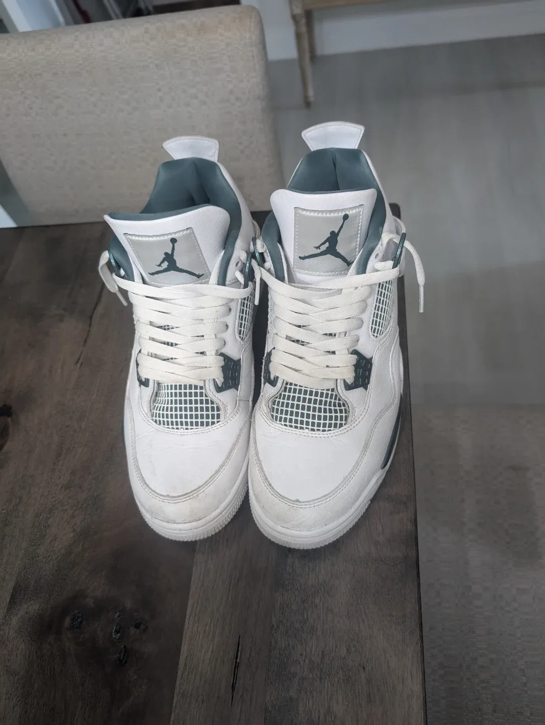 Air Jordan 4 Retro Seafoam Green image indicator(2)