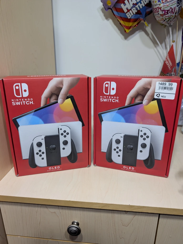 New Nintendo Switch OLED - White Joy-Cons
