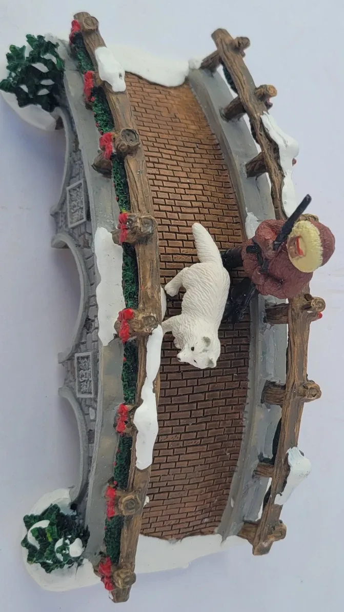 Winter Bridge Figurine with Hunter & Fox image indicator(4)