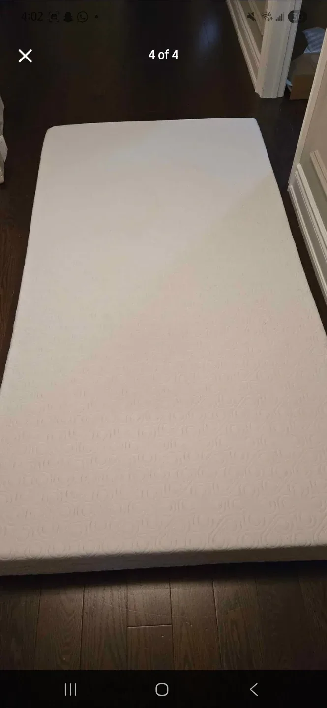 Kids twin Bed Frame & Mattress image indicator(2)