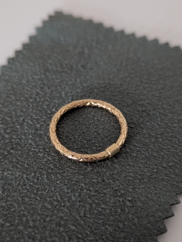 14K Yellow Gold Filled 2mm Diamond-Cut Ring – Size 6 image indicator(2)