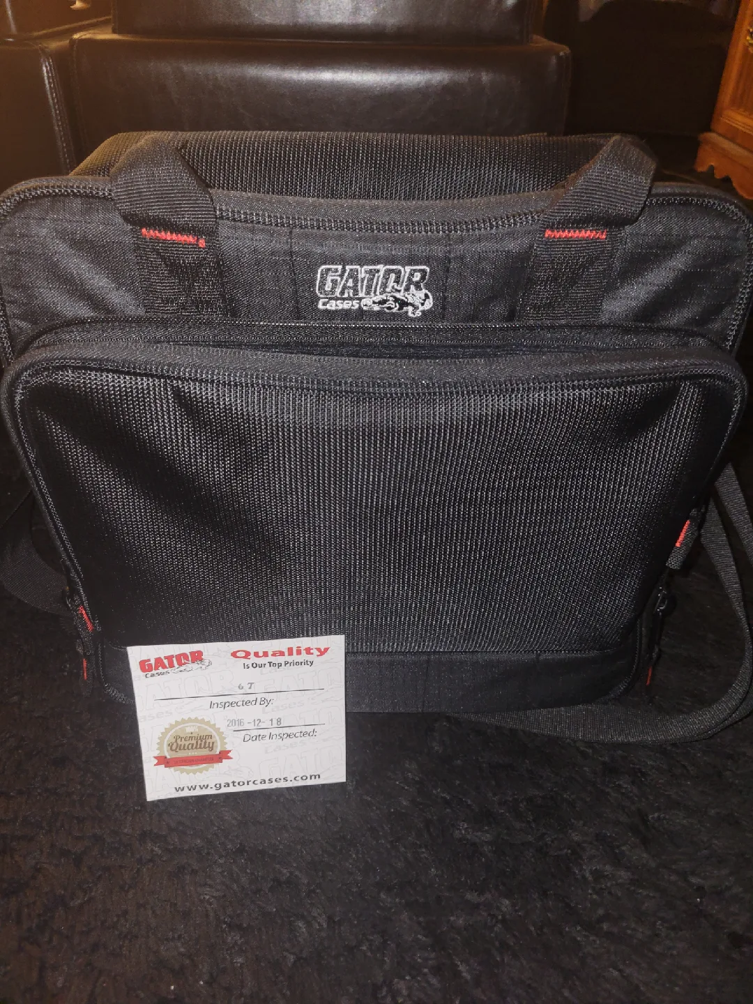 Behringer Xenyx 1202 Mixer & Case image indicator(4)