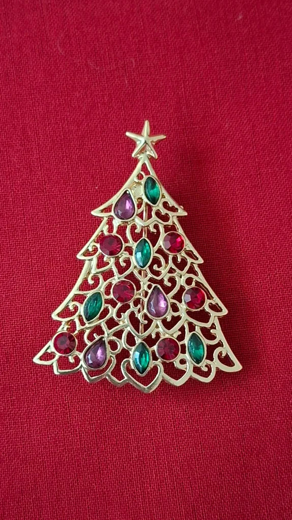 Christmas Tree Pin Brooch - Winter Accessory