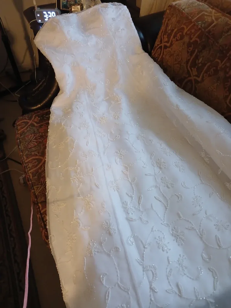 Brand new White Wedding Dress with Floral Beading