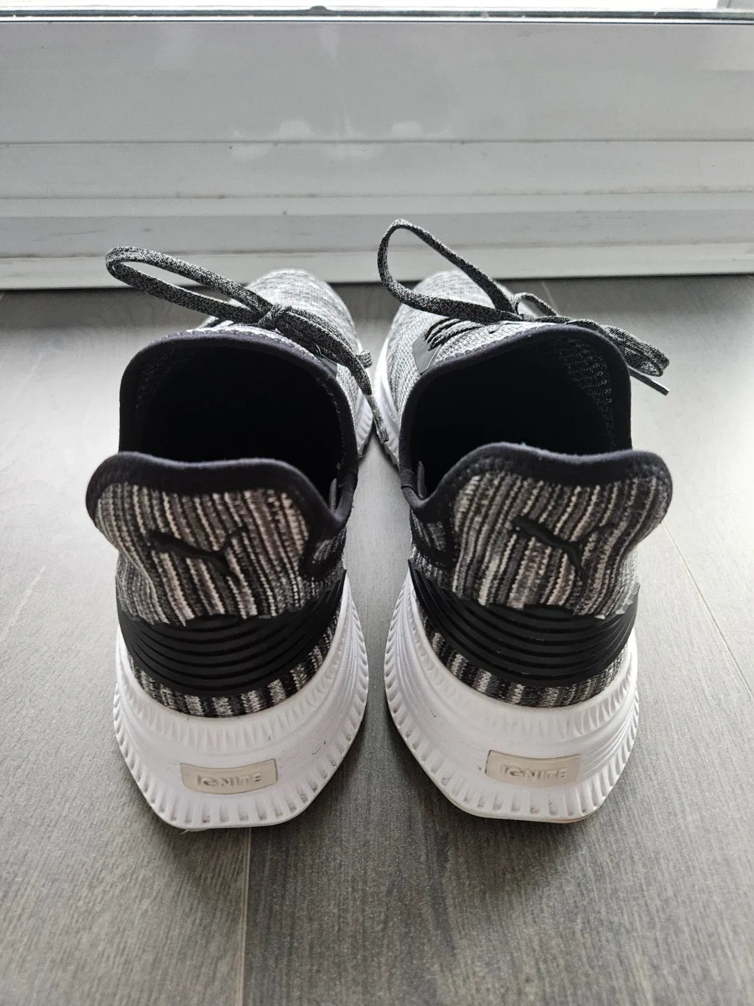 Puma Ignite Evoknit Sneakers, Size 10 image indicator(3)