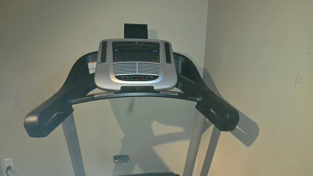 NordicTrack C700 Treadmill image indicator(6)