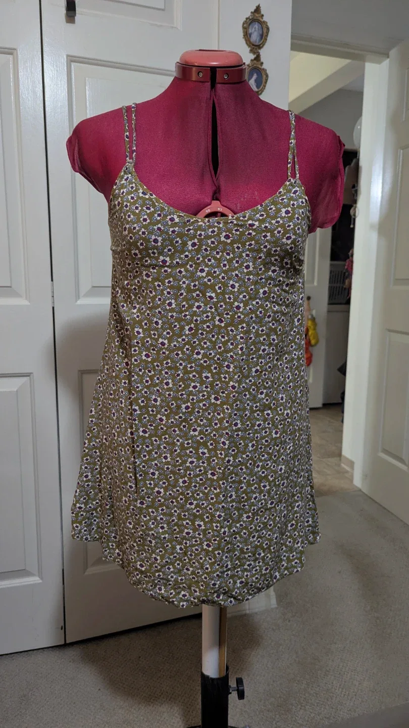 Floral Mini Dress image indicator(2)