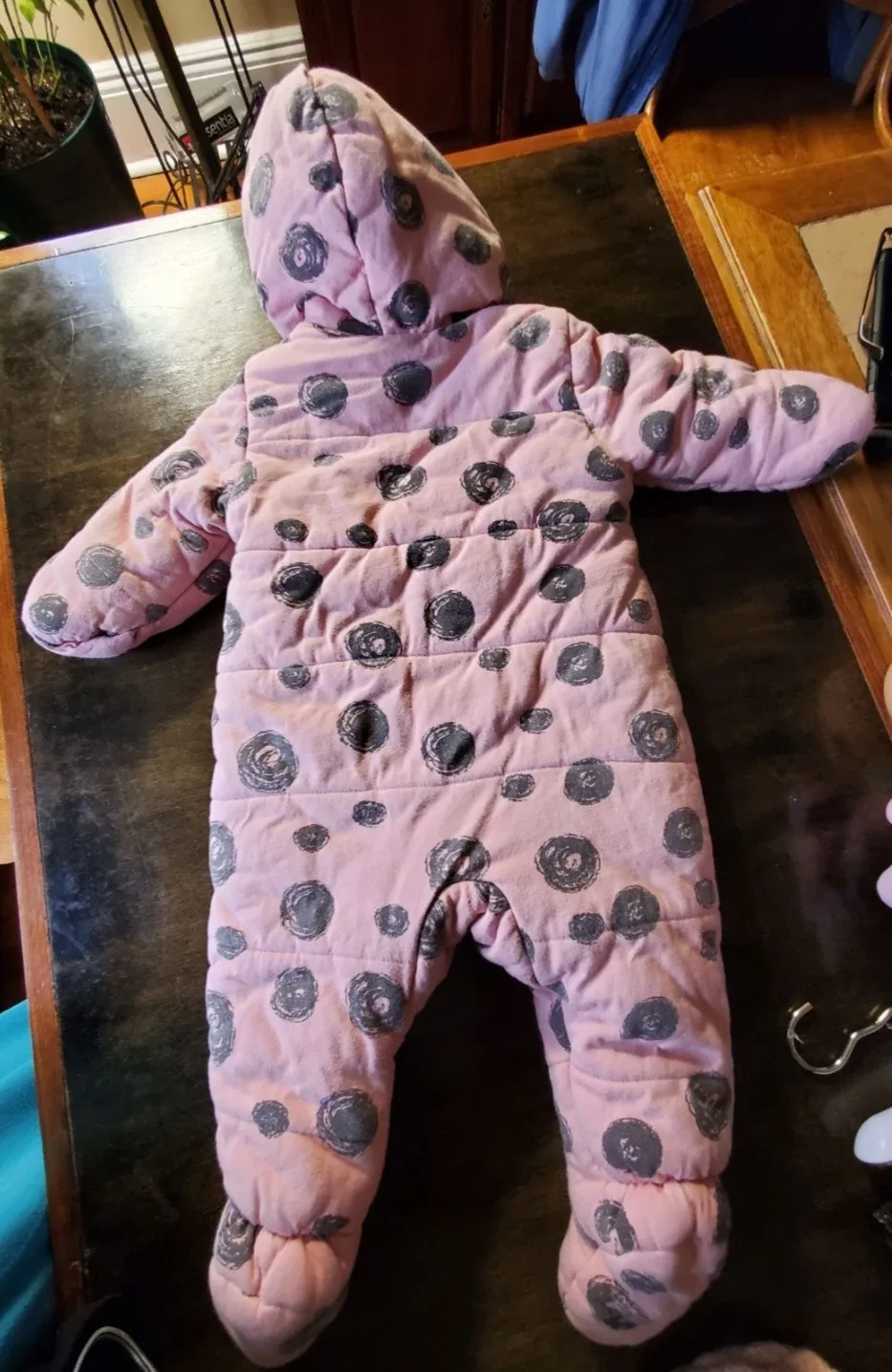 Pink Baby Snowsuit with Hood 9-12 months image indicator(2)