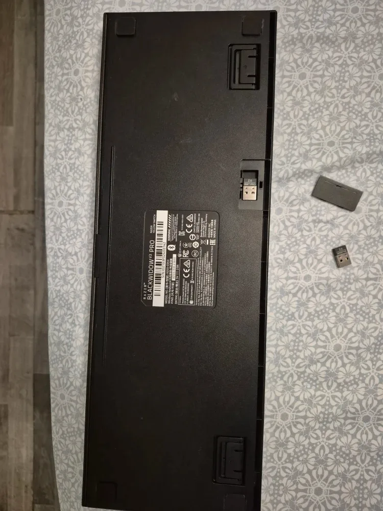 Razer BlackWidow V3 Pro Yellow switch Keyboard image indicator(3)