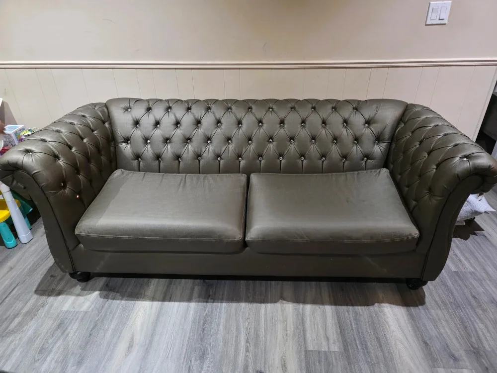 Tufted Chesterfield Style Sofa