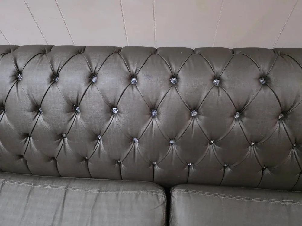 Tufted Chesterfield Style Sofa image indicator(2)