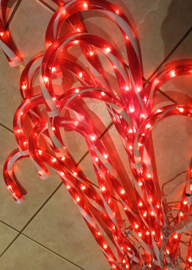 Candy Cane Indoor/outdoor Christmas Lights image indicator(3)