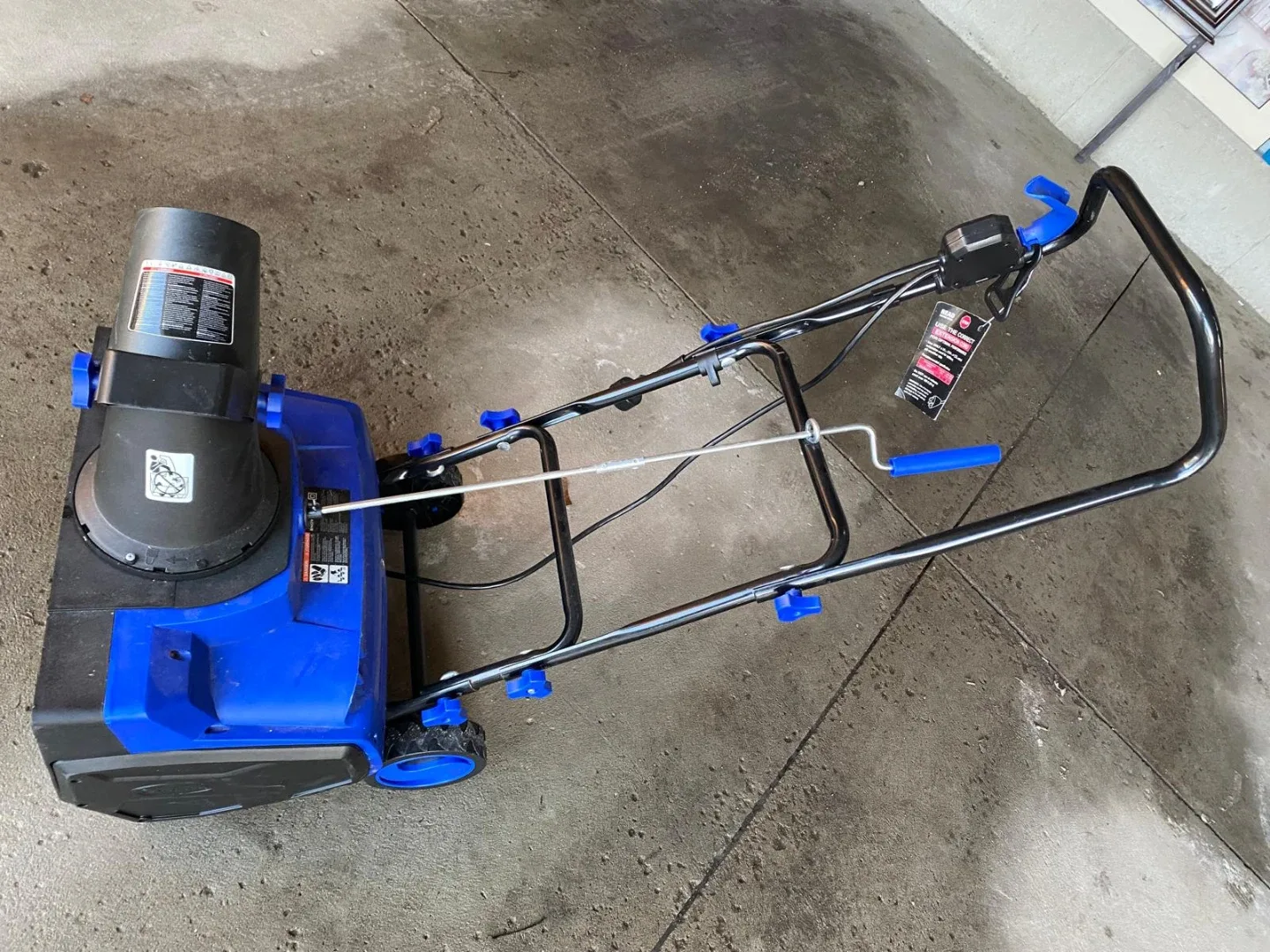 Snow Joe Electric Snow Shovel - Blue image indicator(2)