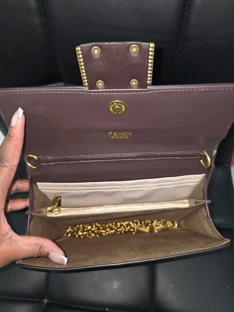 Fendi Roma Brown Wallet on Chain image indicator(2)