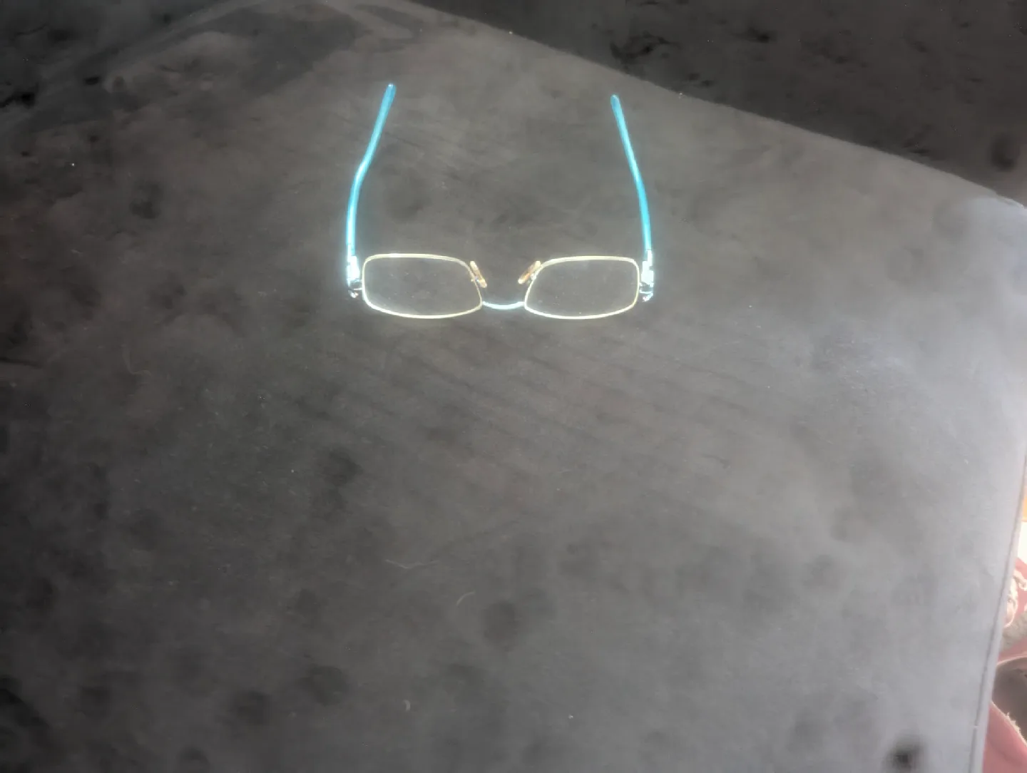 Swarovski Eyeglasses image indicator(4)