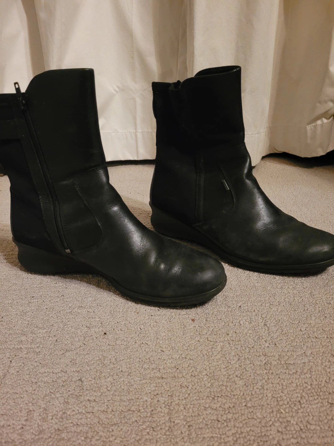 Ecco Ankle Boots, Size 9 - photo 2