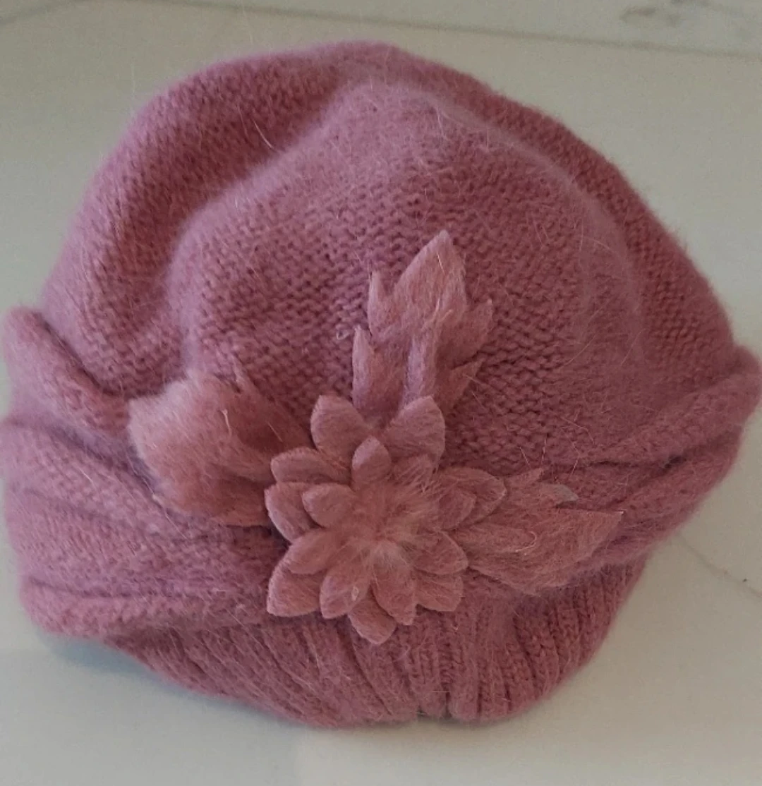 Pink Knit Beret Hat with Flower Detail - photo 2