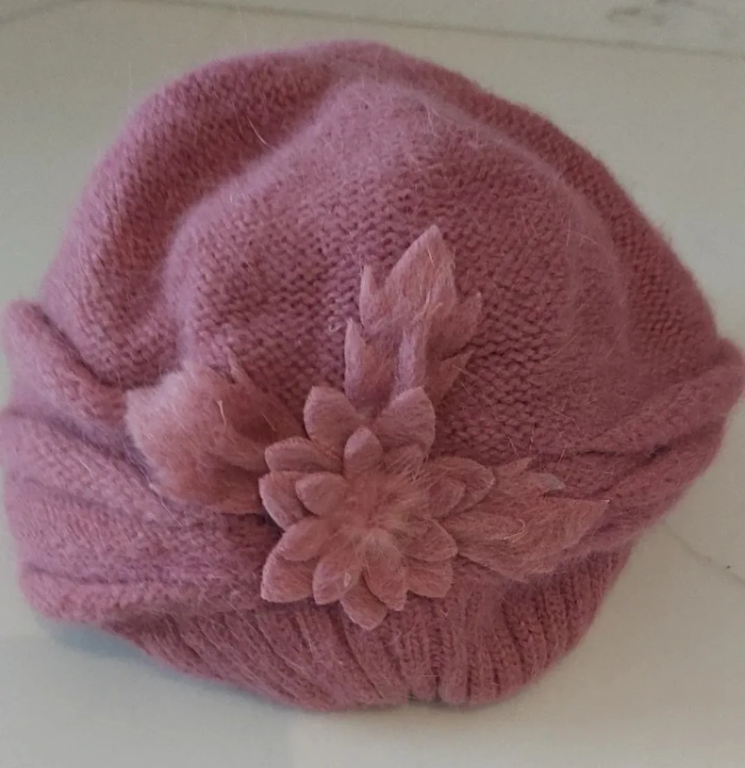Pink Knit Beret Hat with Flower Detail image indicator(2)
