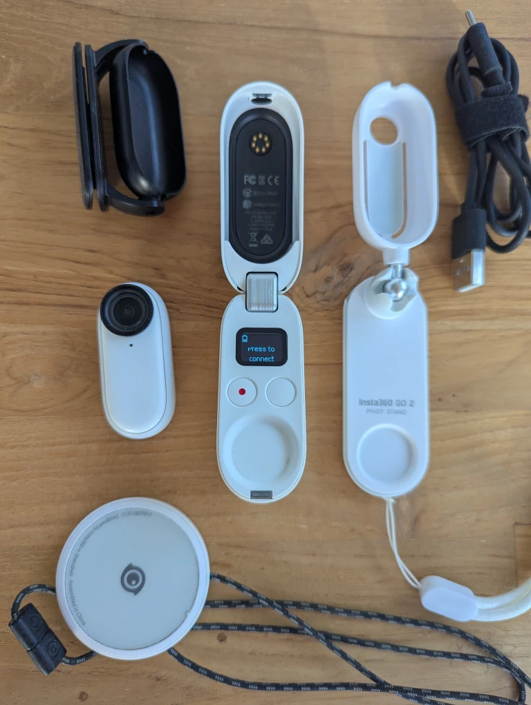 Insta360 Go2 - photo 2
