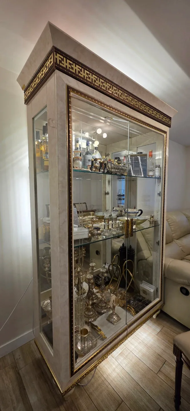 Dining Room Set. Dining Table Display Cabinet and Dining Chairs image indicator(5)