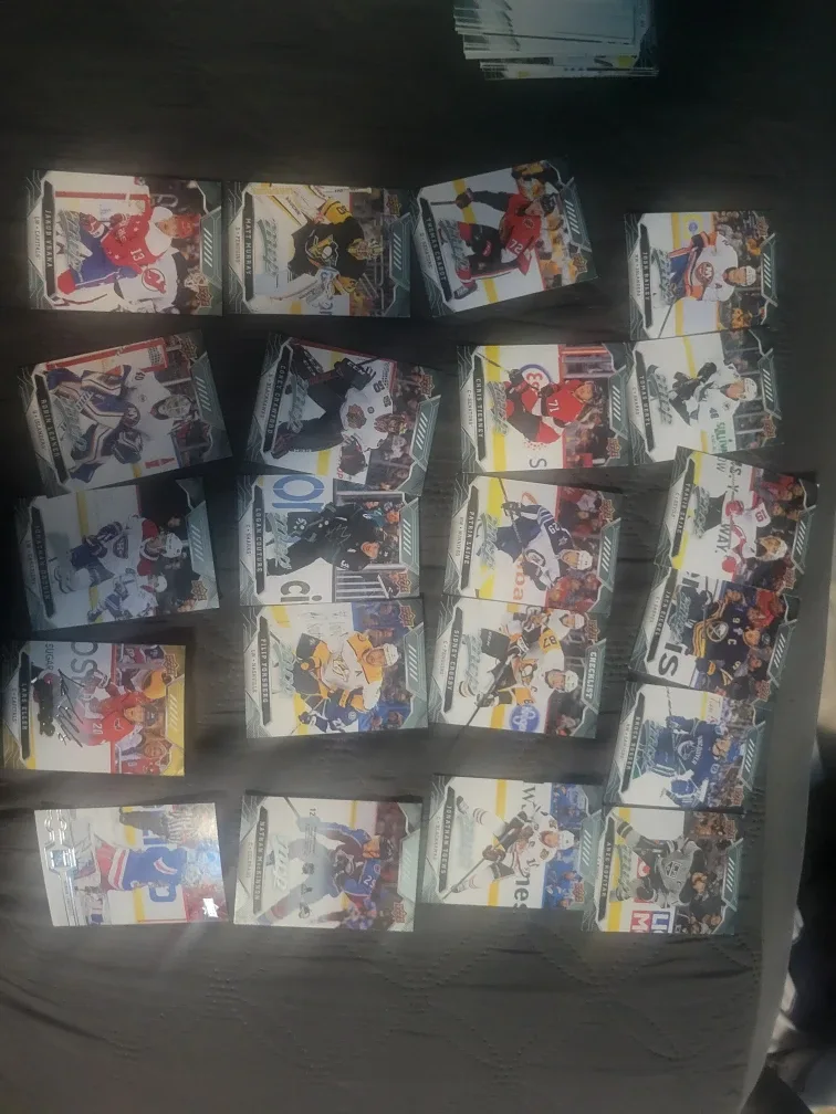 Hockey cards image indicator(10)