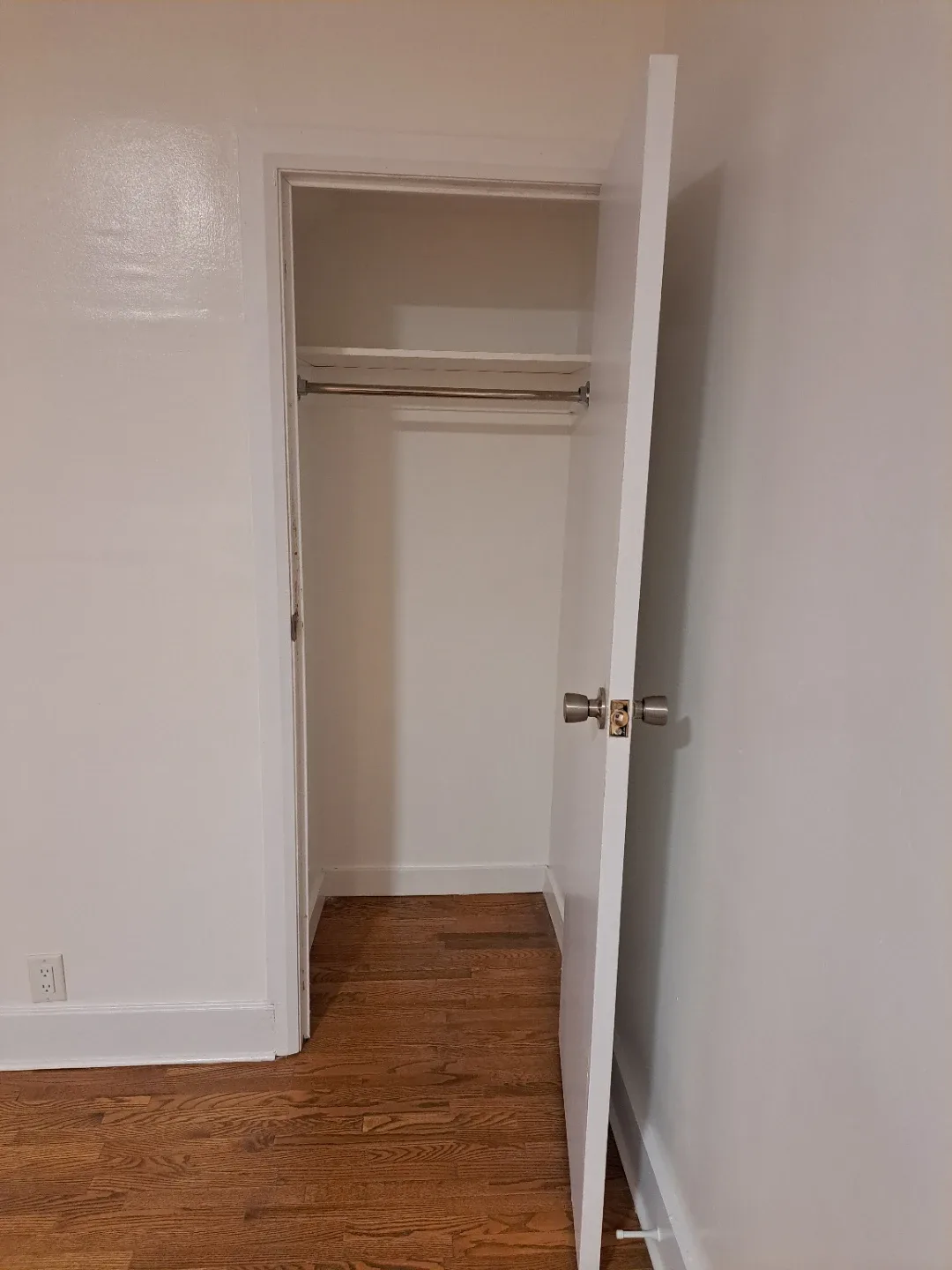 2 Bed 1 Bath Apartment image indicator(7)