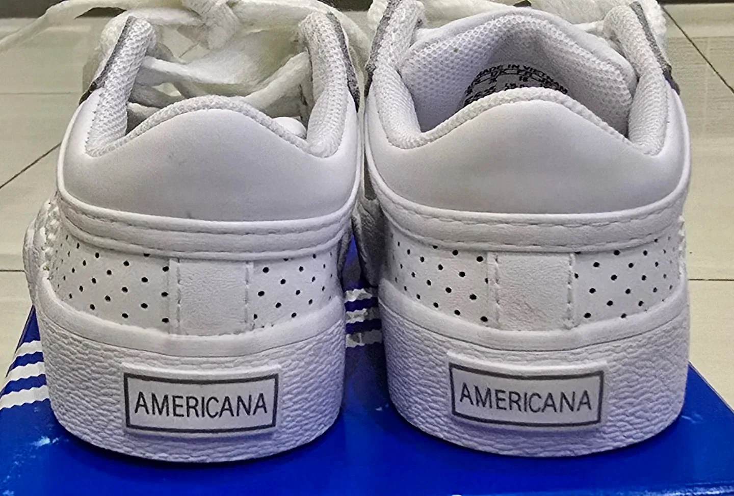 Cute Adidas Americana Baby/Toddler Shoes! - Size 3 image indicator(7)