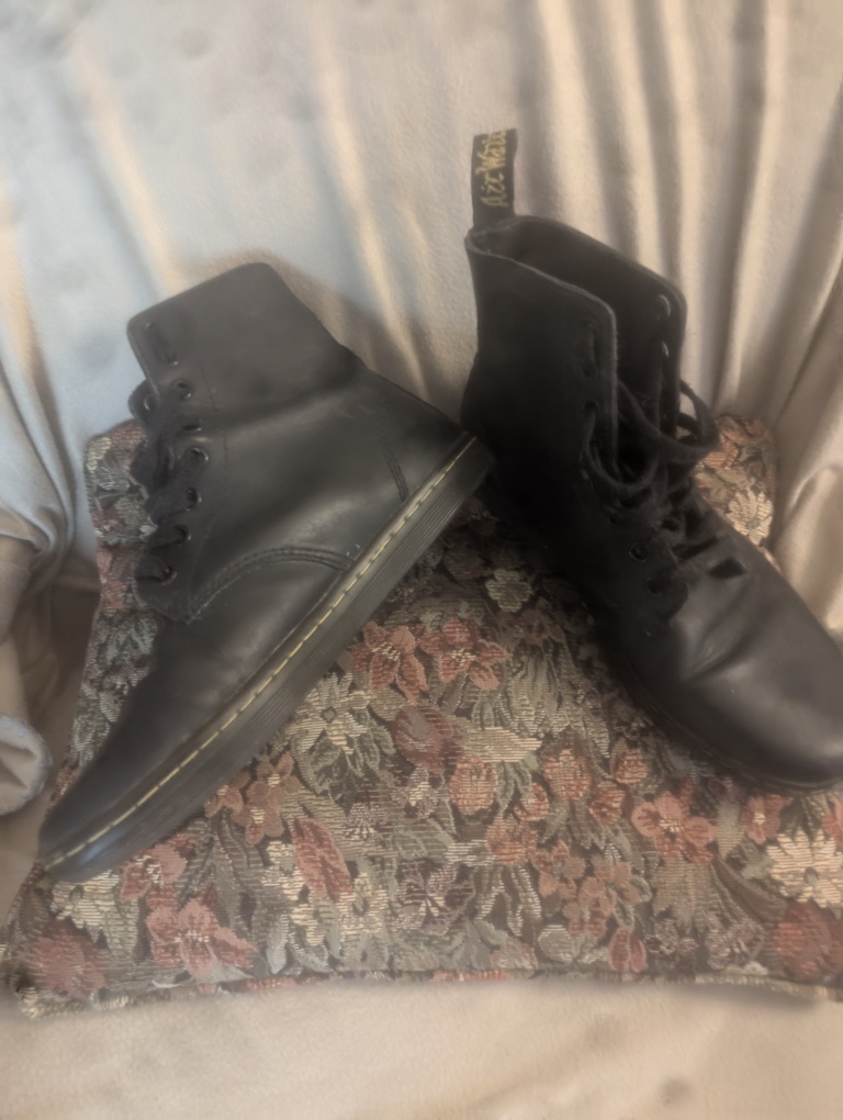 Dr. Martens Black Boots - US Size 8 - photo 2