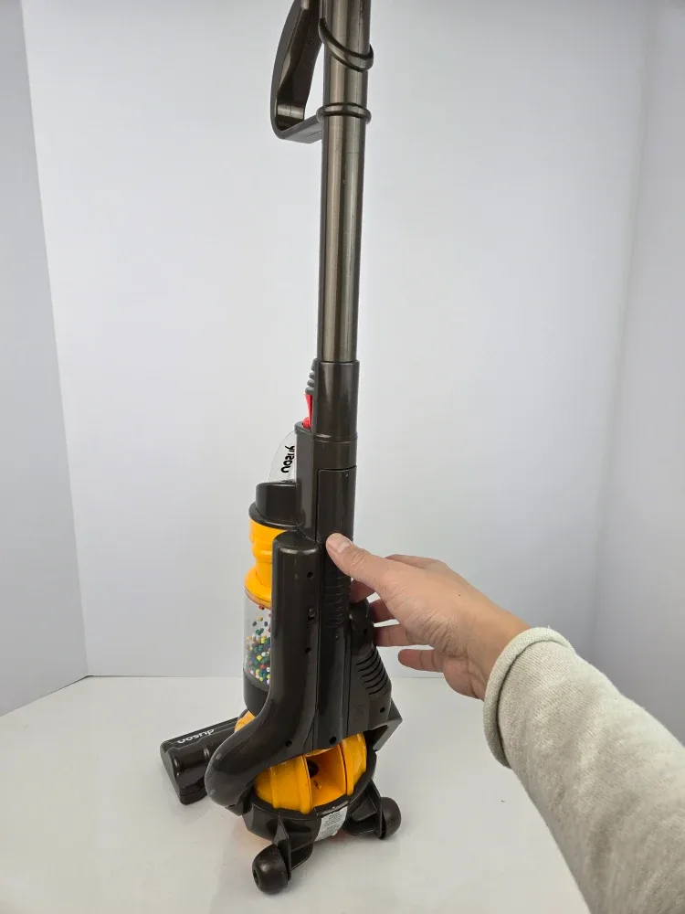 Kids toy Dyson vacuum image indicator(9)