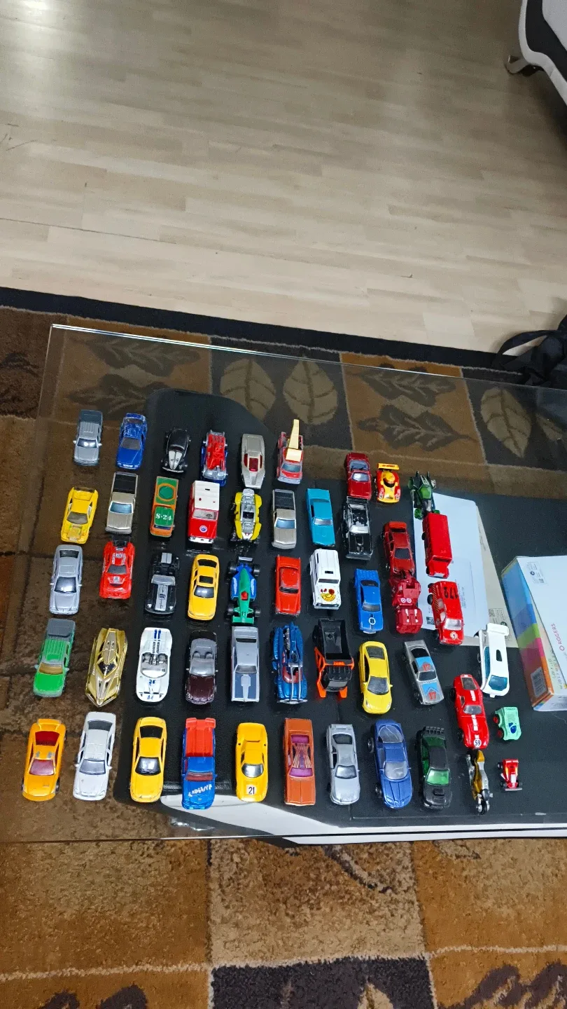 52 Hot Wheels Lot of Diecast Toy Cars image indicator(2)
