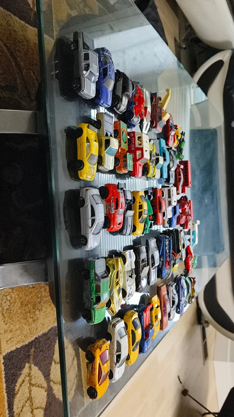 52 Hot Wheels Lot of Diecast Toy Cars image indicator(6)