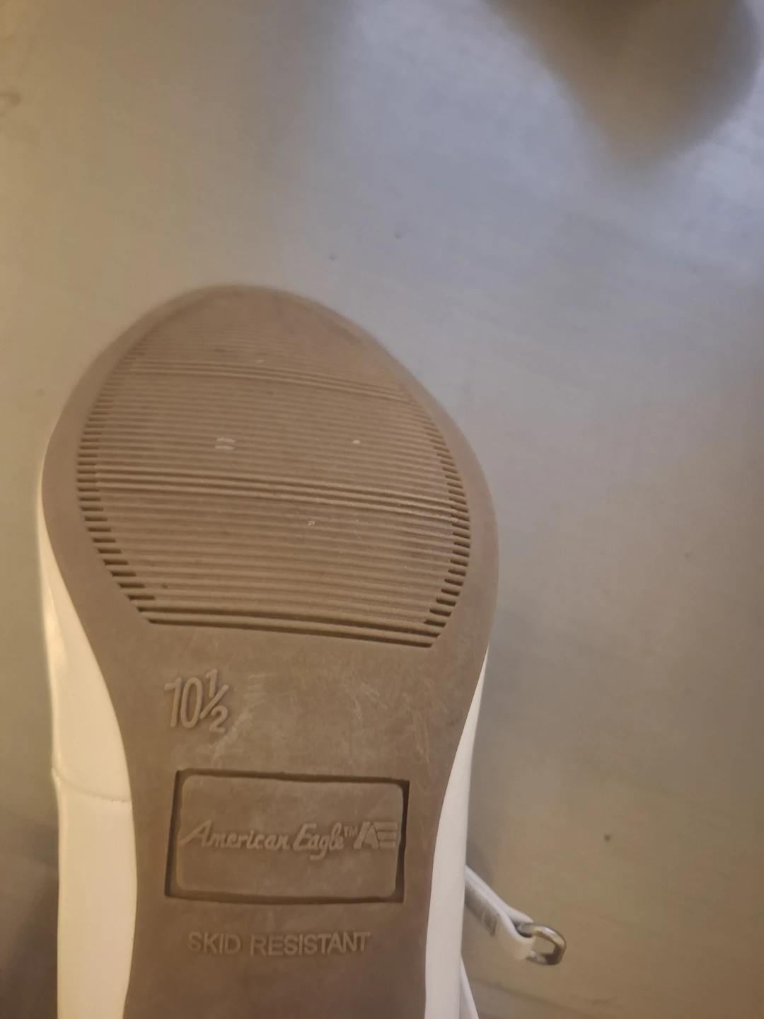 American Eagle White Heels - Size 10.5 - photo 2