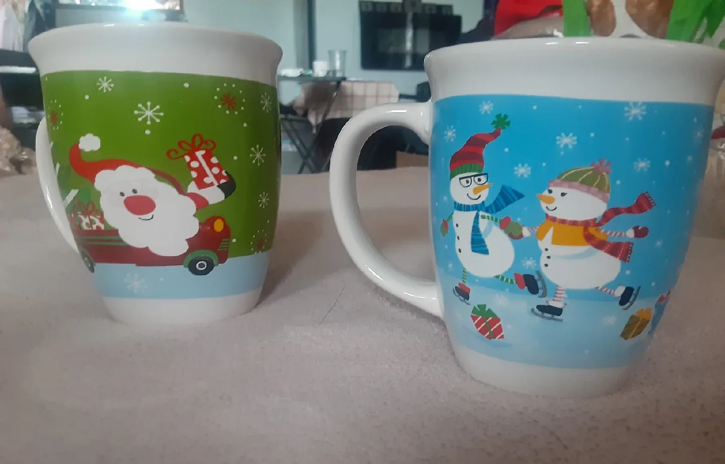 Christmas Theme Mugs - Set of 2 image indicator(3)