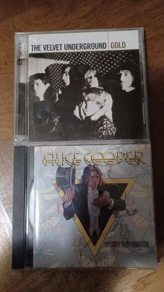 Mixed CD Bundle: Spice Girls, Radiohead & More image indicator(3)