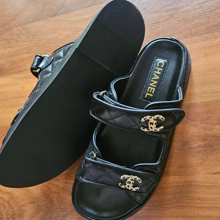 Chanel Black Leather Sandals, Size 37 image indicator(2)